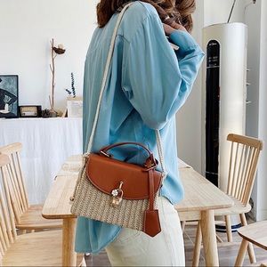 Bag straw handbag purse shoulder flower lock Camel